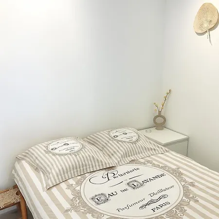 4 Couchages - A 12 Min De La A Pied - Wifi Inclus - Parking Et Linge En Option *