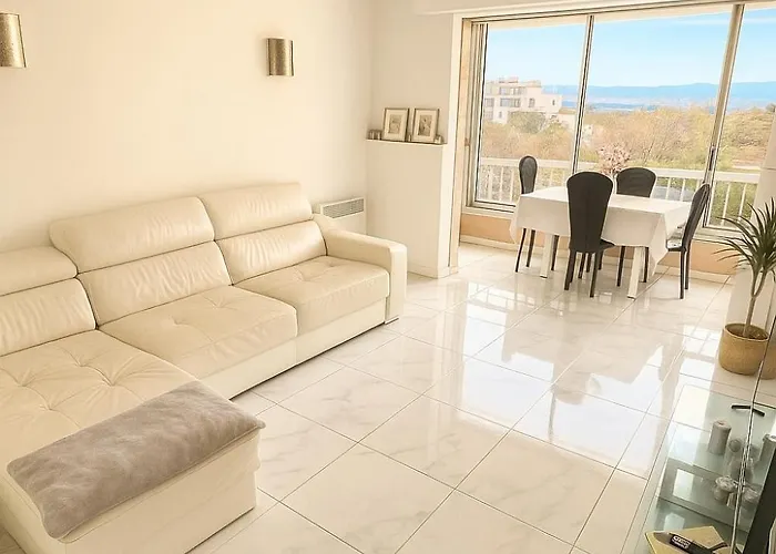 4 Couchages - A 12 Min De La A Pied - Wifi Inclus - Parking Et Linge En Option