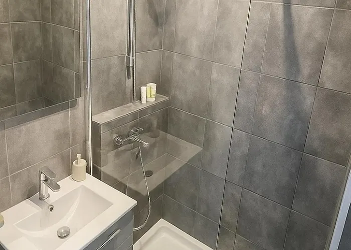 4 Couchages - A 12 Min De La A Pied - Wifi Inclus - Parking Et Linge En Option Apartment